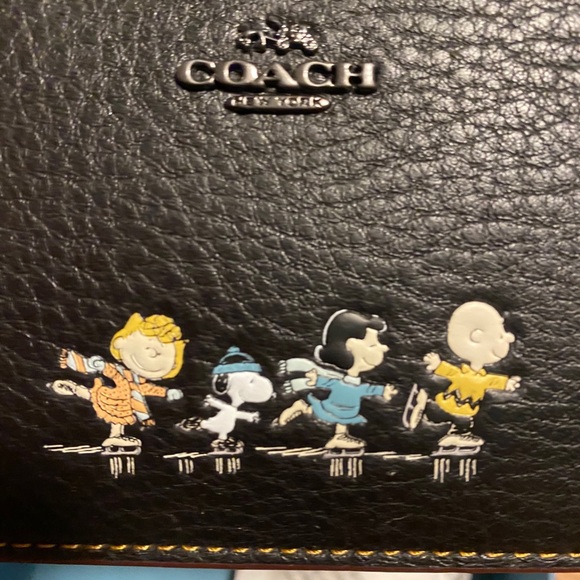 COPY - Coach snoopy and friends ID / coin purse - Picture 3 of 6